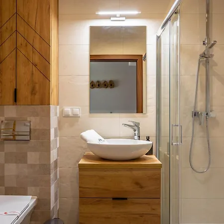 Appartement Park C2 *